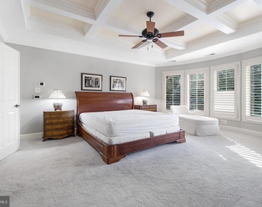 1550 Shelford Court - Photo Thumbnail 24