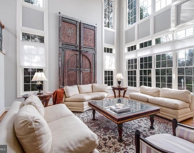 1550 Shelford Court - Photo Thumbnail 13