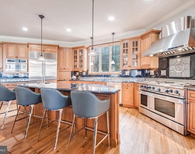 1550 Shelford Court - Photo Thumbnail 21