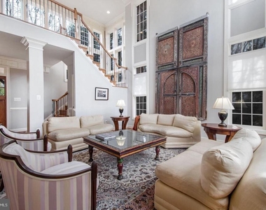 1550 Shelford Court - Photo Thumbnail 15