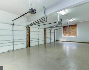 1550 Shelford Court - Photo Thumbnail 7