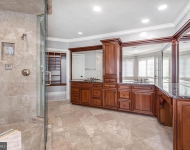 1550 Shelford Court - Photo Thumbnail 35