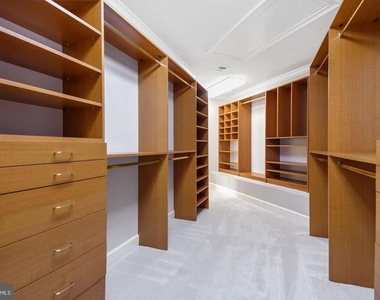 1550 Shelford Court - Photo Thumbnail 33