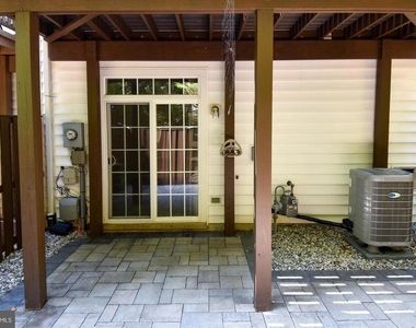 7810 Locust Leaf Lane - Photo Thumbnail 37