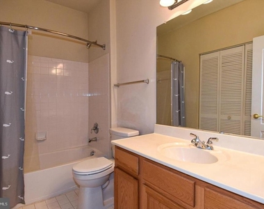7810 Locust Leaf Lane - Photo Thumbnail 30