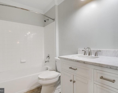 8482 Hallie Rose Street - Photo Thumbnail 13