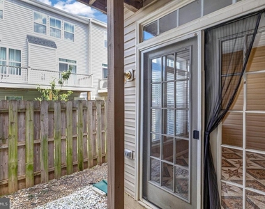 8482 Hallie Rose Street - Photo Thumbnail 21