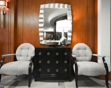 8220 Crestwood Heights Drive - Photo Thumbnail 19