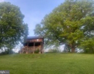 12498 Crest Hill Road - Photo Thumbnail 11