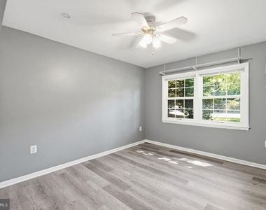 9453 Fairfax Boulevard - Photo Thumbnail 17
