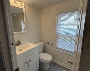 1813 Washington Avenue - Photo Thumbnail 24