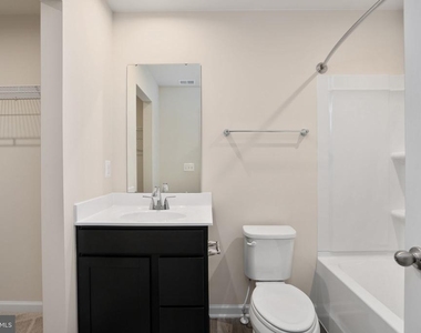 7263 Congressional Circle - Photo Thumbnail 36