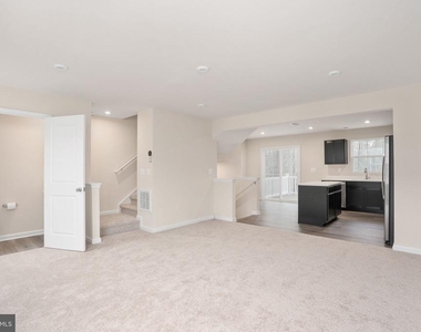 7263 Congressional Circle - Photo Thumbnail 20