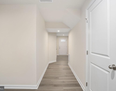 7263 Congressional Circle - Photo Thumbnail 9