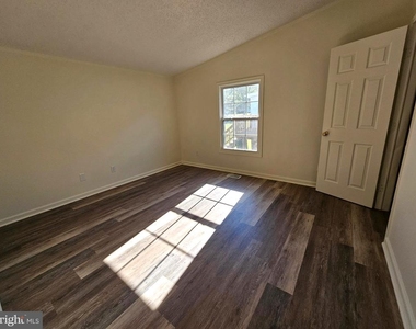 8099 James Monroe - Photo Thumbnail 17