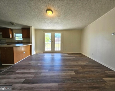8099 James Monroe - Photo Thumbnail 5