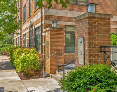 915 N Patrick Street - Photo Thumbnail 3