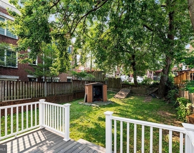 109 E Reed Avenue - Photo Thumbnail 3