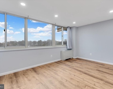 4520 King Street - Photo Thumbnail 30