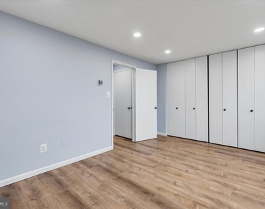 4520 King Street - Photo Thumbnail 29