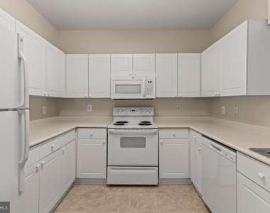 4551 Strutfield Lane - Photo Thumbnail 8