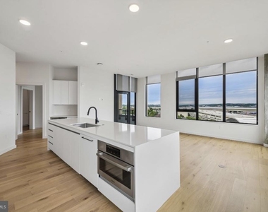 3130 Potomac Avenue - Photo Thumbnail 1