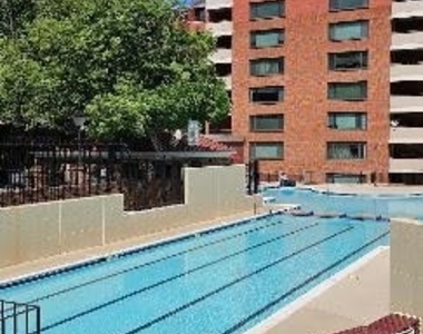 1021 Arlington Boulevard - Photo Thumbnail 2