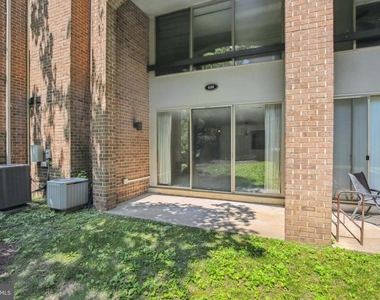 650 15th Street S - Photo Thumbnail 11