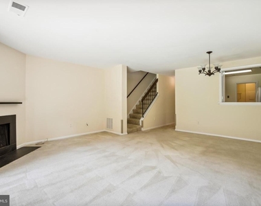 650 15th Street S - Photo Thumbnail 3