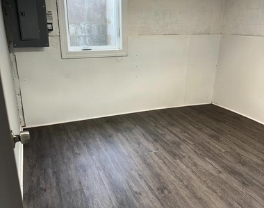 2600 Franklin Road - Photo Thumbnail 17