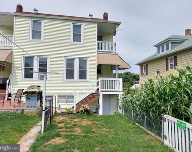 393 S Main Street - Photo Thumbnail 12
