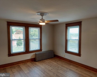 393 S Main Street - Photo Thumbnail 7