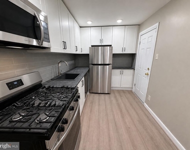 1322 S Newkirk Street - Photo Thumbnail 6
