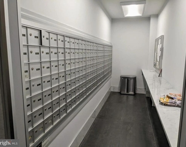 2101 Chestnut Street - Photo Thumbnail 2