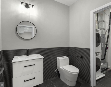 1343 Fitzwater Street - Photo Thumbnail 18