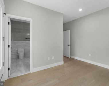 1343 Fitzwater Street - Photo Thumbnail 11