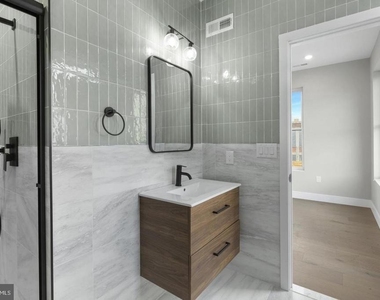 1343 Fitzwater Street - Photo Thumbnail 19