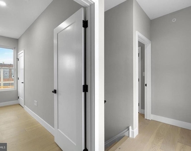 1343 Fitzwater Street - Photo Thumbnail 12