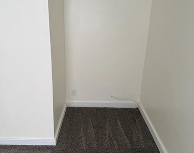 4103 I Street - Photo Thumbnail 11