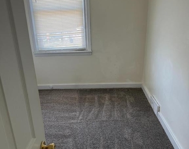 4103 I Street - Photo Thumbnail 7