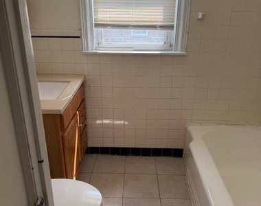 4103 I Street - Photo Thumbnail 10