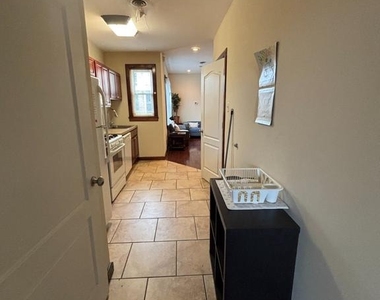 1824 W Diamond Street - Photo Thumbnail 13