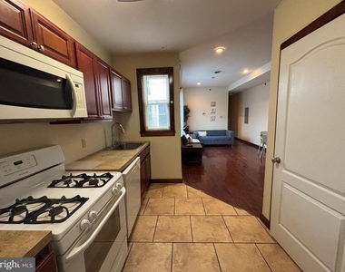 1824 W Diamond Street - Photo Thumbnail 10