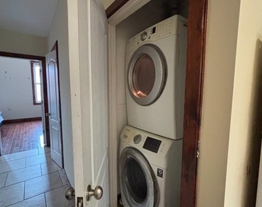 1824 W Diamond Street - Photo Thumbnail 12
