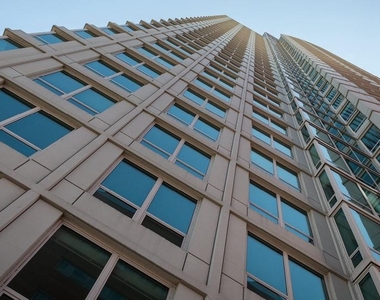 206 W Washington Square - Photo Thumbnail 1