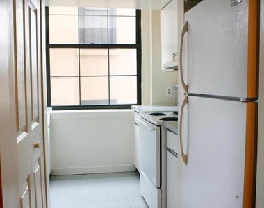 130 Arch Street - Photo Thumbnail 7