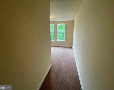1934 N Gratz Street - Photo Thumbnail 6
