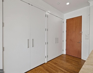 23 S 23rd Street - Photo Thumbnail 1