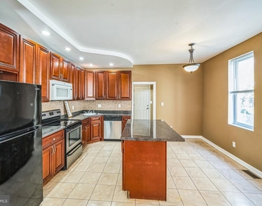 3817 Haverford Avenue - Photo Thumbnail 9