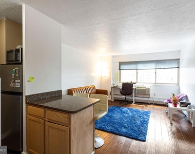 2101 Chestnut Street - Photo Thumbnail 2